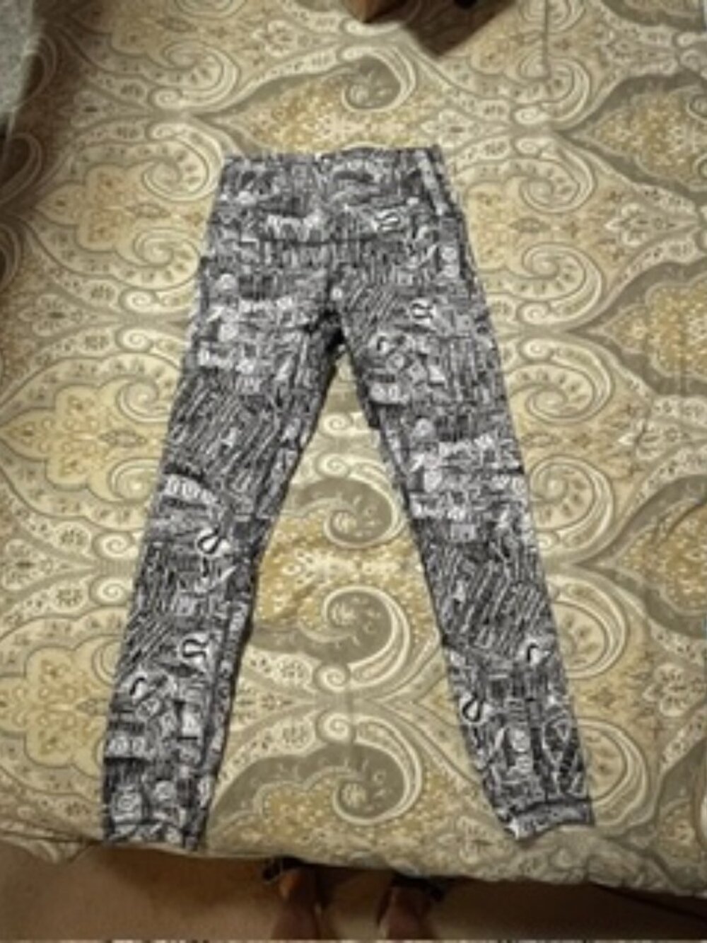 Lululemon Wunder Train High-Rise Tight 25" Tear It Up Alpine White Black Size 6